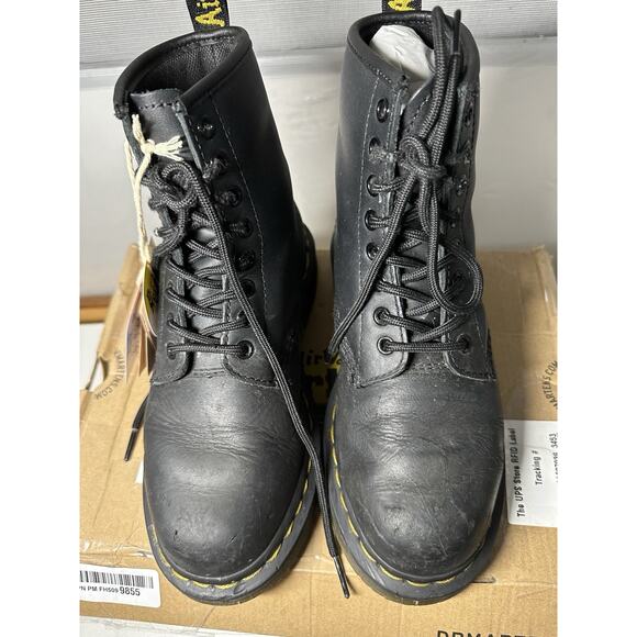 Dr. Martens Unisex 1460 Originals 8-Eye Black Soft Toe 6 Inch Sz 5
